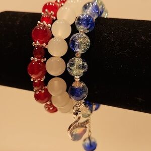 3 Patriotic Red, White & Blue Glass Beads wSilvertone Accents Stretch Bracelets.